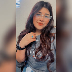 Meet your Posher, Carolina m